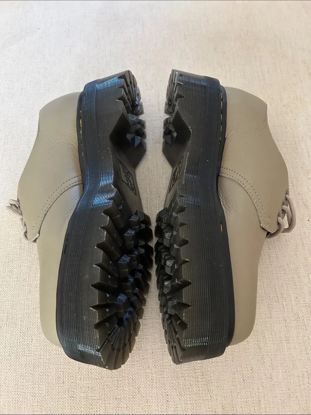 Dr Martens 1461 Quad II Pisa Platform Shoes Warm Stone l, Size 9, NWOB